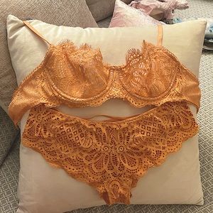 Victoria's Secret Dream Angels Wicked Unlined Uplift Bra 34C